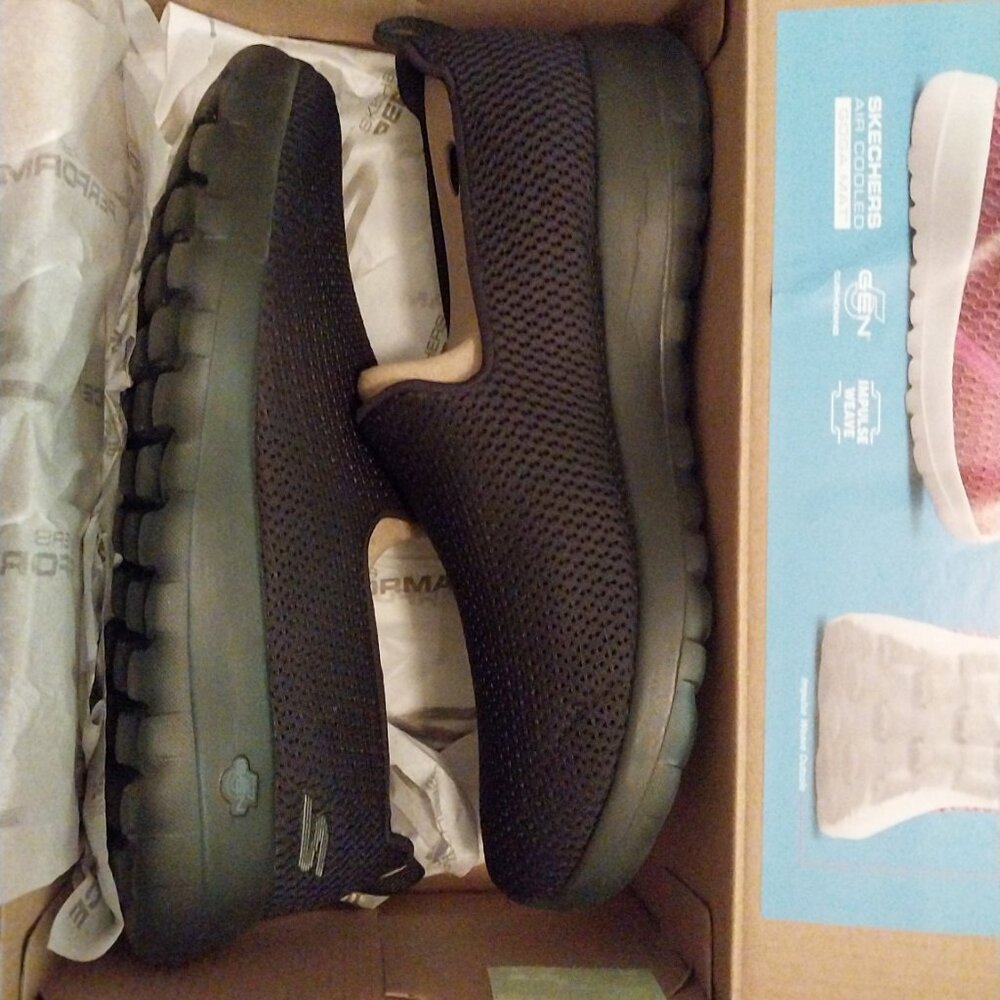 Skechers Black Go Walk Joy 11 US Wide Womens NIB